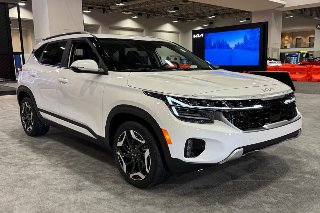 Kia Unveils All-New Seltos: Bigger, Smarter, and More Powerful Ahead of India Launch Kia Unveils All-New Seltos: Bigger, Smarter, and More Powerful Ahead of India Launch